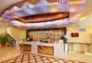 Линьи: Yishang Holiday Inn