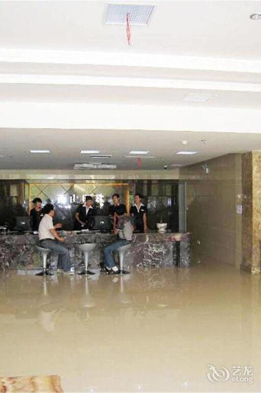 Лоян: Xishan Mingzhu Hotel
