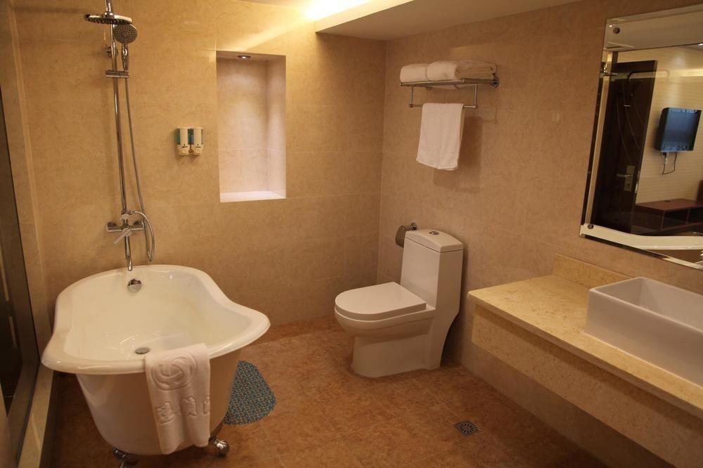 Уси: Huanyu Chain Hotel