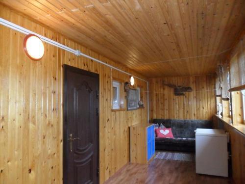Коробицыно: Shale Sovushkino Gnezdo