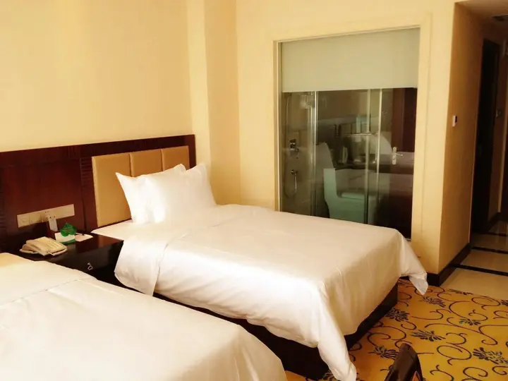Наньнин: Nanning Holy City Hotel