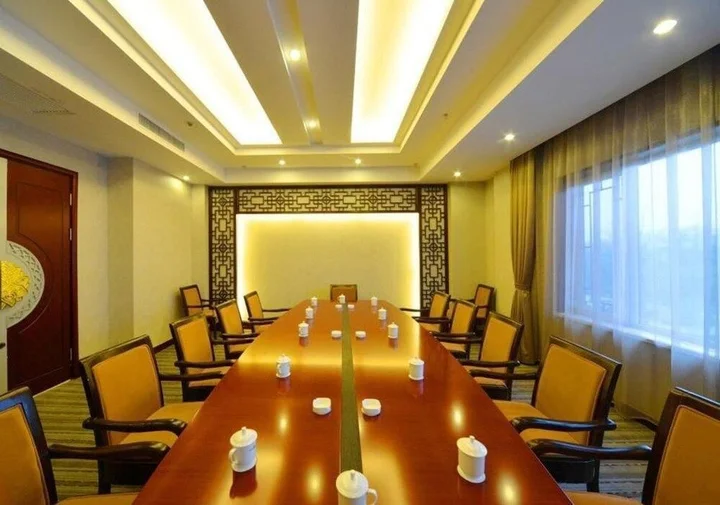 Пэнлай: Guo Bin Hotel