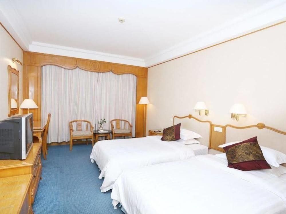 Тайчжоу: Yangtse River Hotel - Jingjiang