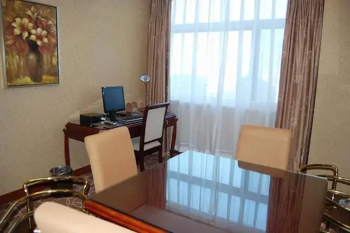 Тайчжоу: Yangtse River Hotel - Jingjiang