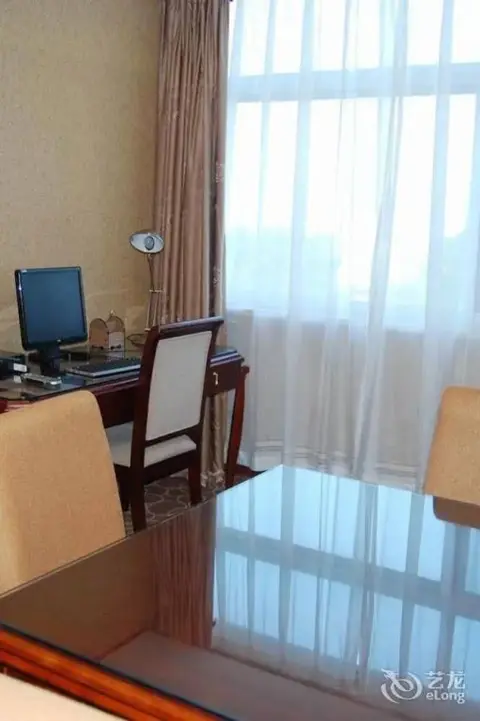 Тайчжоу: Yangtse River Hotel - Jingjiang