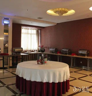 Ухань: Nice Hotel