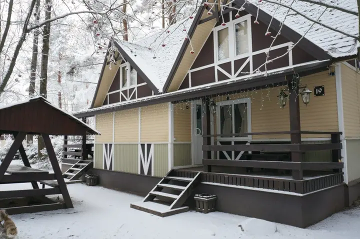Коробицыно: Snezhnyj Kurort (LO)
