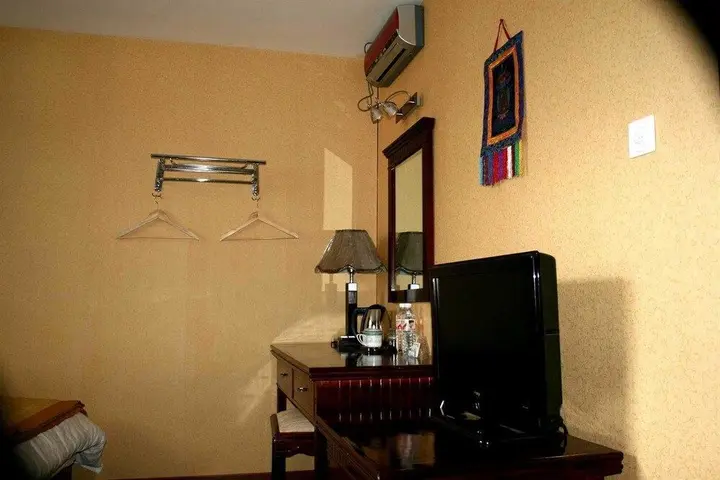 Шангри-Ла: Shangri-la Tibetan Family Inn