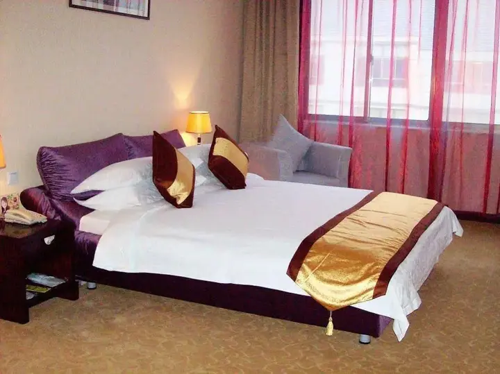 Ляньюньган: Lianyungang Dong Yuan International Hotel