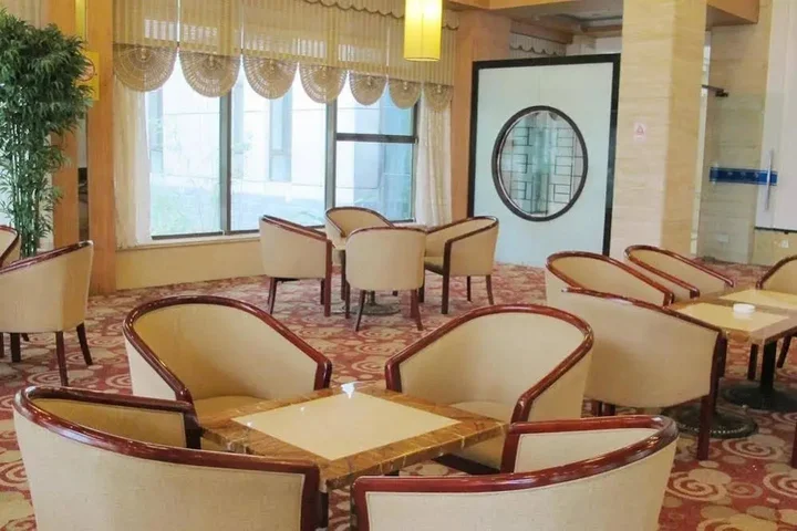 Ляньюньган: Lianyungang Dong Yuan International Hotel