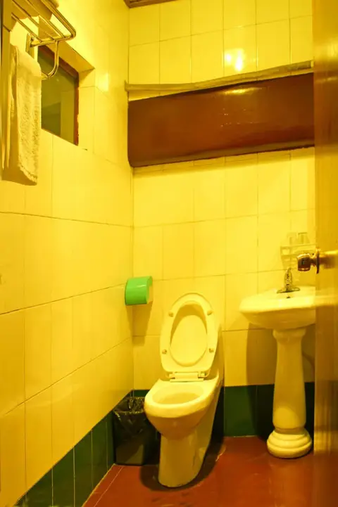 Цзиньчжун: Zhong Shu Yuan