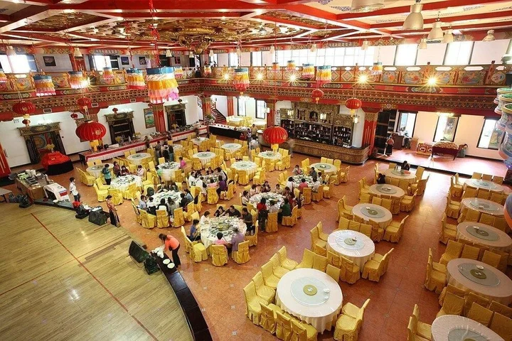 Шангри-Ла: Shangri-la Zhaxidele Hotel