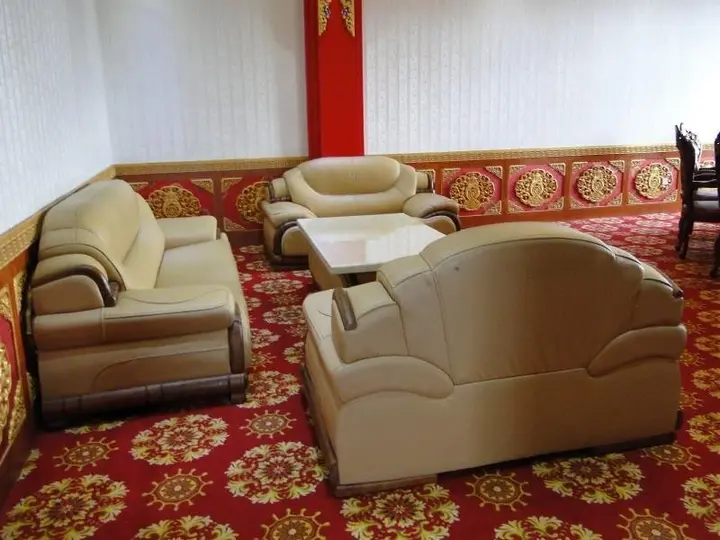 Шангри-Ла: Shangri-la Zhaxidele Hotel