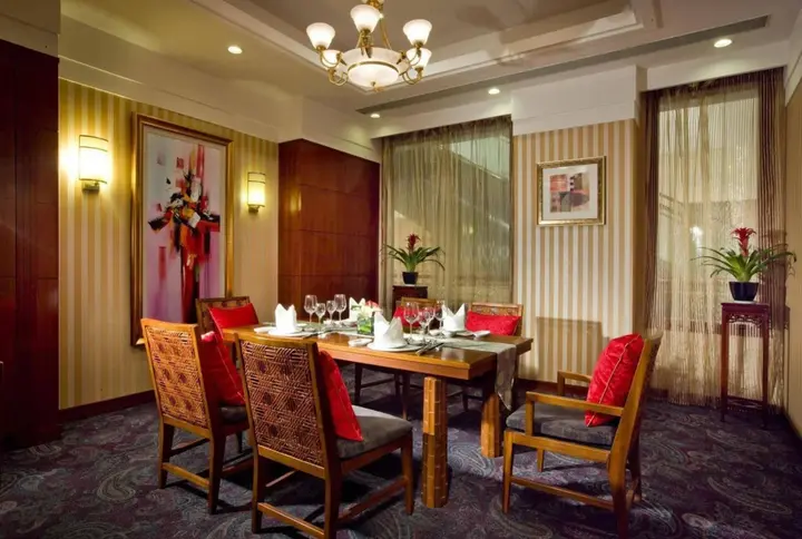 Цзясинь: Jiaxing Sunshine Hotel