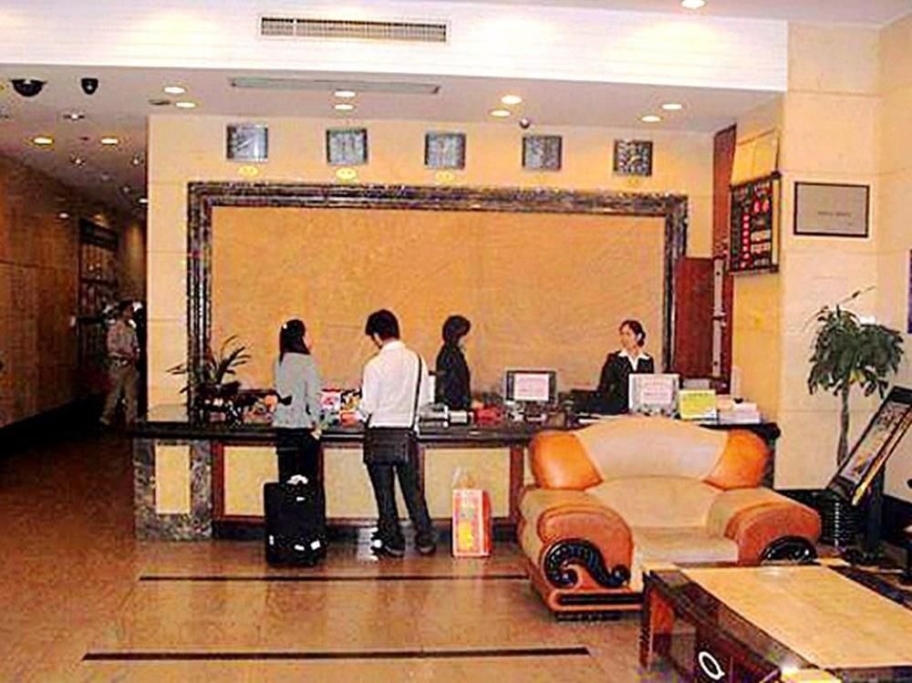 Чанша: Triumph Hotel (Changsha Railway Station Subway Station)