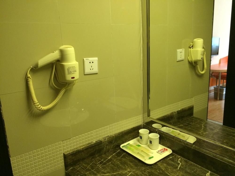 Вэньчжоу: Motel 168 Wenzhou Zhongqiao Branch