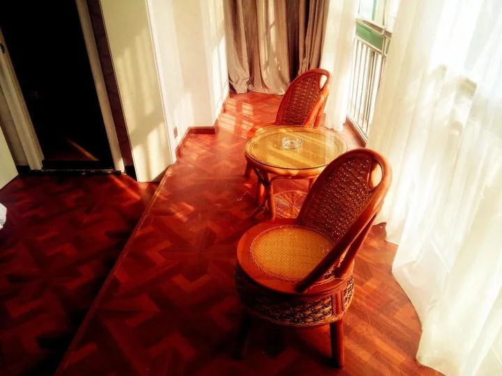 Лоян: Longbai Business Hotel