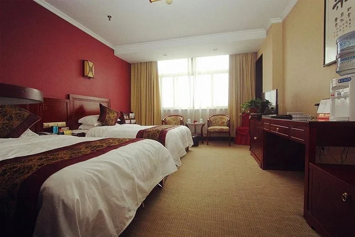 Цзинин: Qufu Wassim Hotel