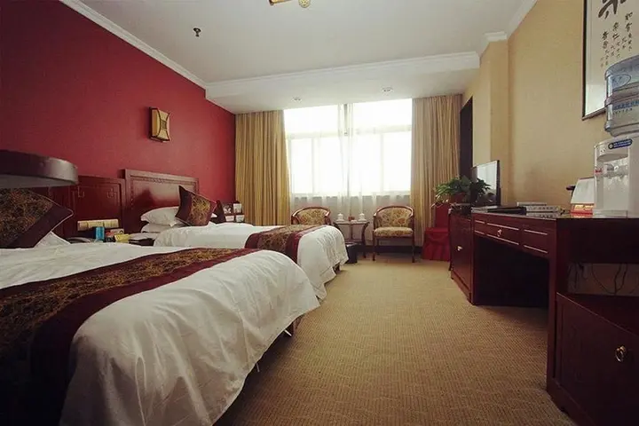 Цзинин: Qufu Wassim Hotel