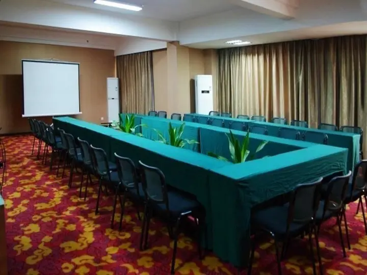 Наньнин: Yonggui Hotel