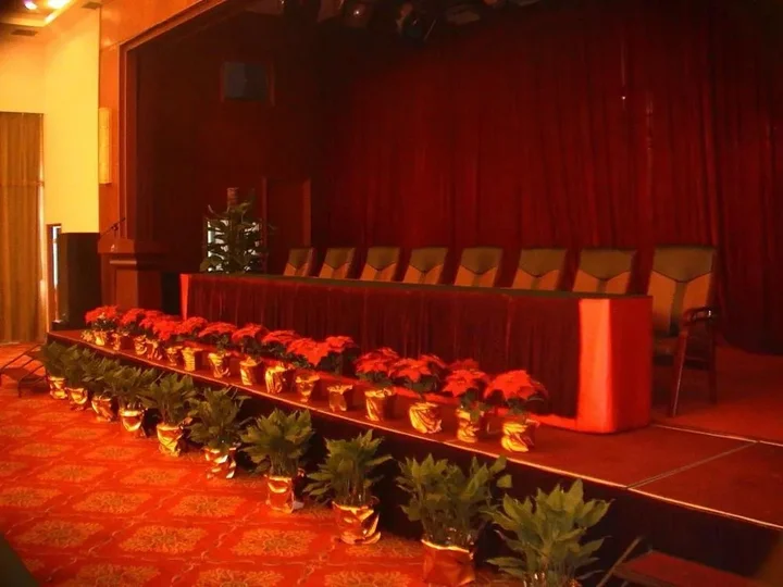 Ухань: Jiulong Hotel - Wuhan