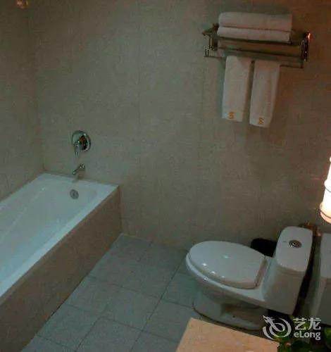 Ухань: Jiulong Hotel - Wuhan