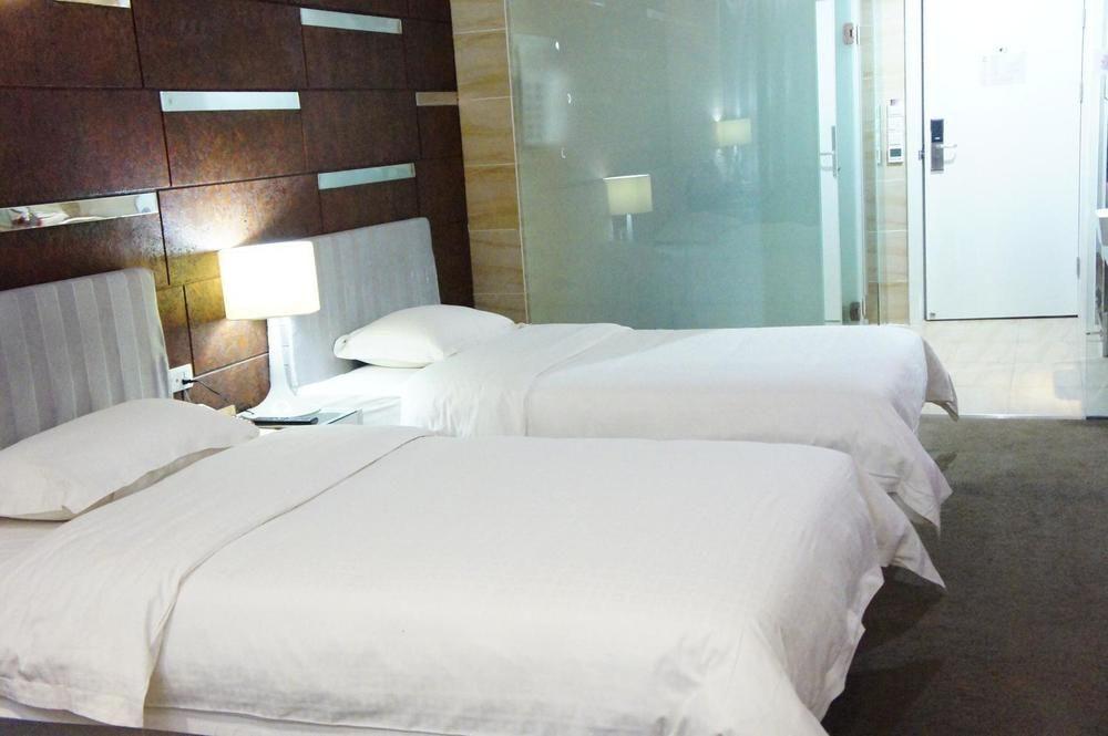 Чжэнчжоу: Zhengzhou Oak 5 Seasons Hotel