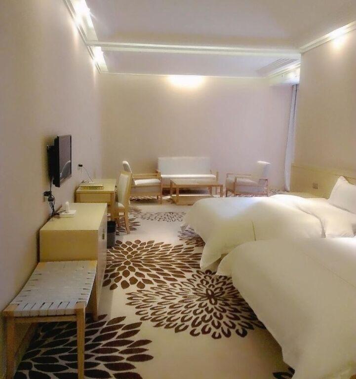 Фошань: Langyi South Bay Hotel