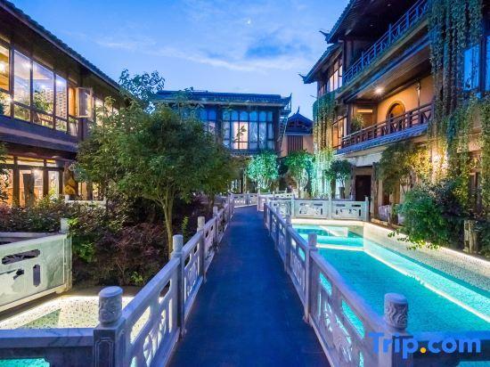 Лицзян: Lisiman Inn (Lijiang Art Club)