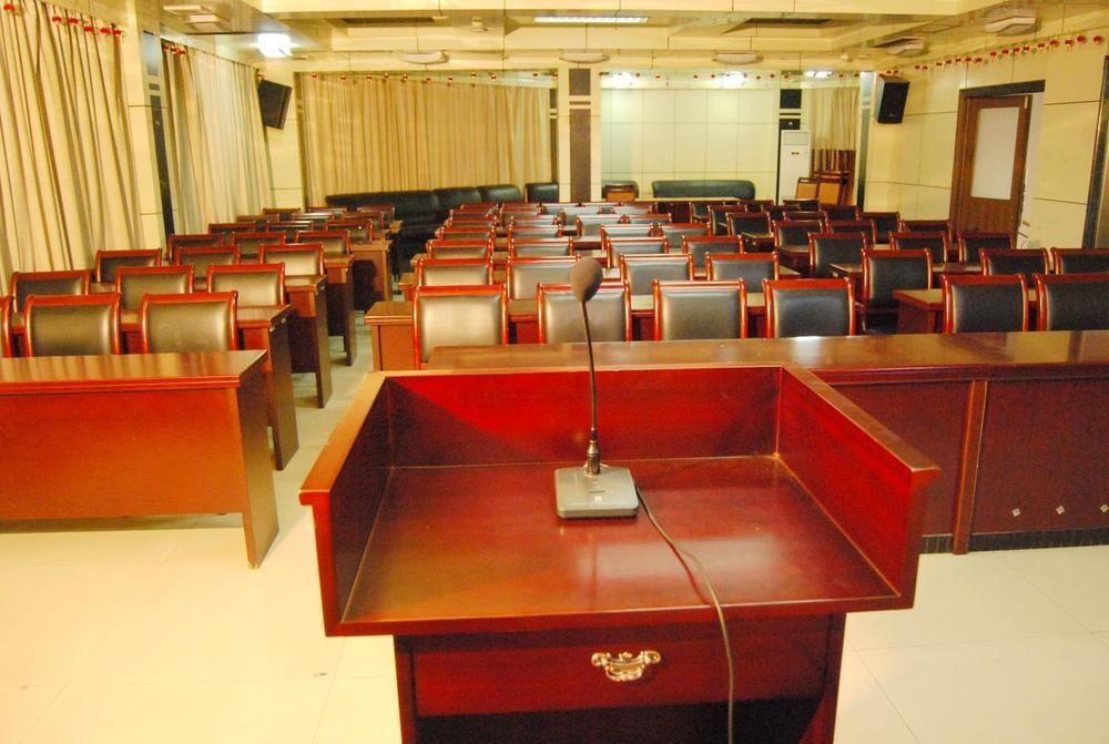 Уху: Baolongyuan Hotel Wuhu