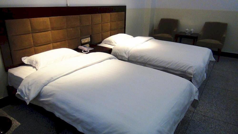 Синин: Hongcai Qianziyuan Hotel