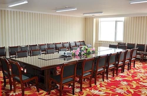 Синин: Hongcai Qianziyuan Hotel