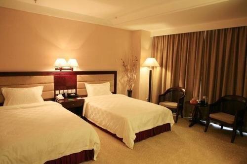 Фошань: Foshan Happy Hotel