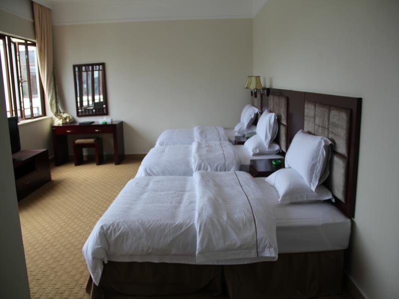 Хойчжоу: Huizhou Ling Nan Inn