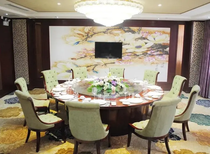 Лоян: Luo Yang Disney Hotel