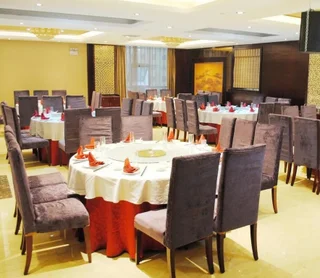 Лоян: Luo Yang Disney Hotel