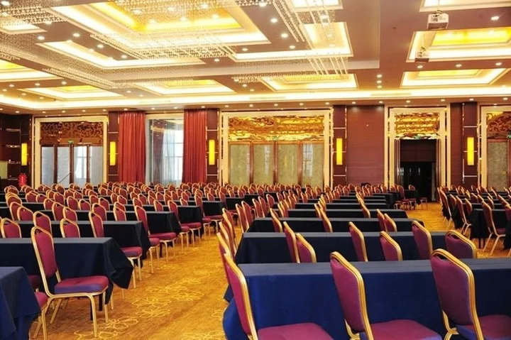 Чжэнчжоу: Xingang Hotel