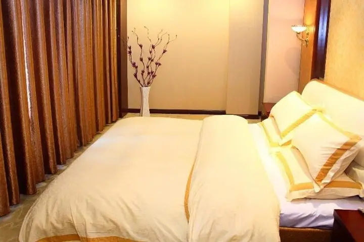 Чжэнчжоу: Xingang Hotel
