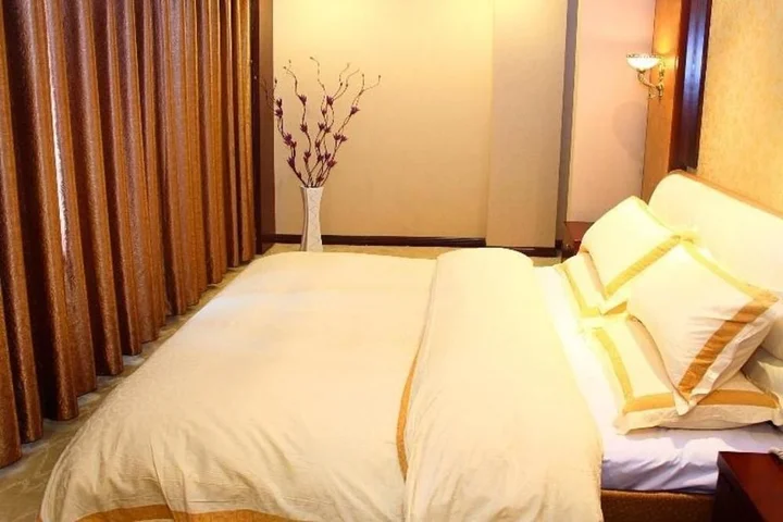 Чжэнчжоу: Xingang Hotel