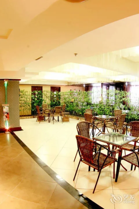 Баоцзи: Yi He Hotel