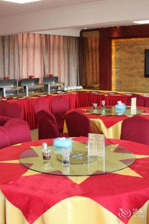Чжэнчжоу: Zhengzhou Airport Hongfa Hotel