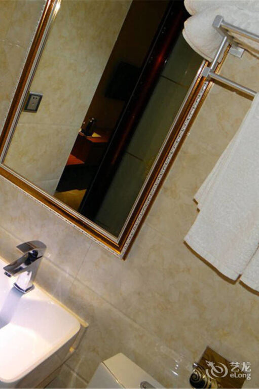 Чжэнчжоу: Zhengzhou Airport Hongfa Hotel