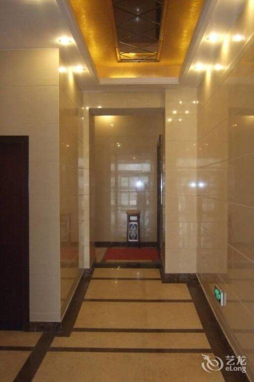 Чжэнчжоу: Zhengzhou Airport Hongfa Hotel