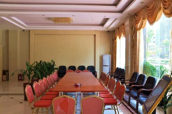 Хойчжоу: Oriental Shine Hotel