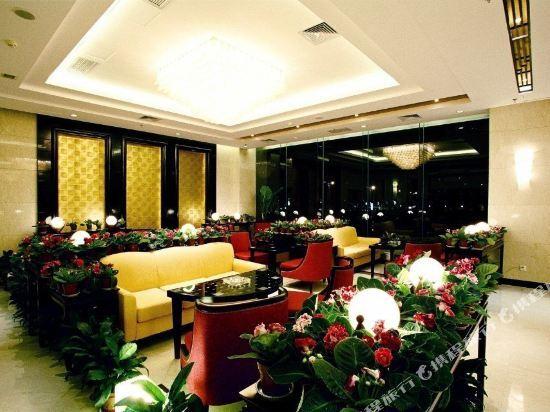 Линьи: Yijing Holiday Hotel