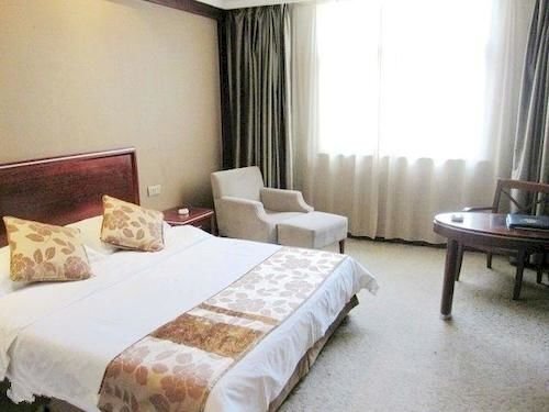 Чжэньцзян: Yangzhong New World Hotel
