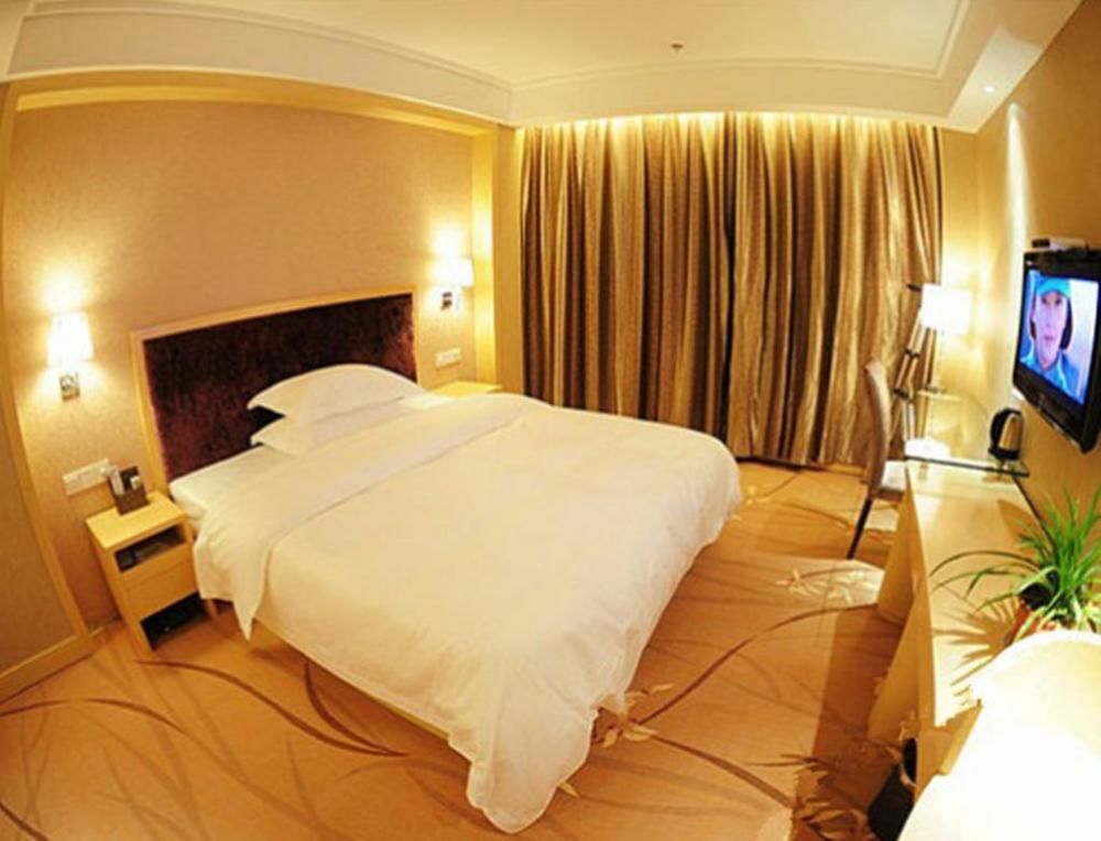 Шиянь: Ronghe Holiday Hotel