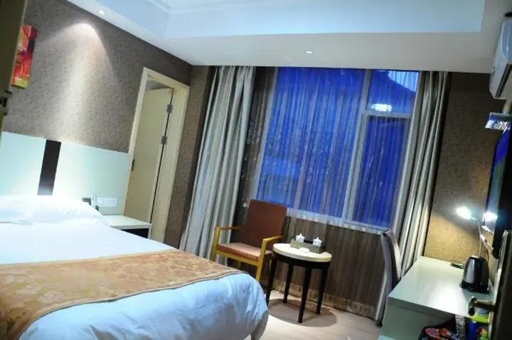 Шиянь: Ronghe Holiday Hotel