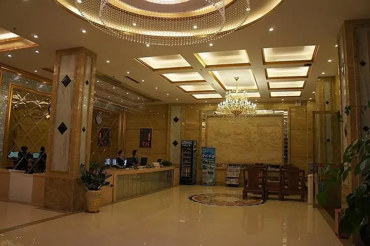 Цзиньюань: Borrman Hotel Qingyuan Fogang Bus Station