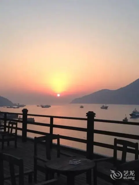 Чжоушань: Jinhao Cliff Hotel
